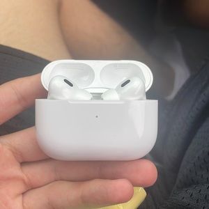 2nd gen airpod pros